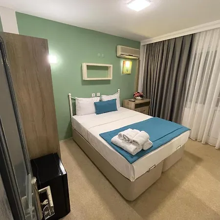 Colophon Beach Otel